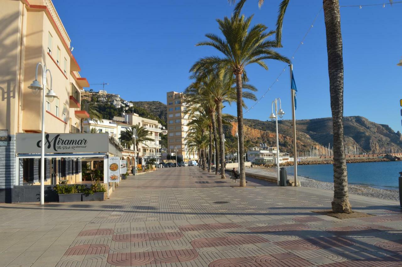 Jiby Javea Port Bagian luar foto